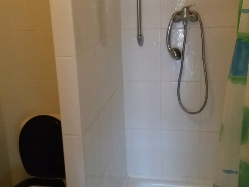 Sprchový kout